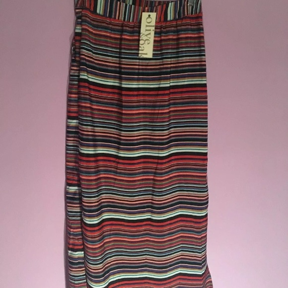 OLIVE & OAK Multi-Color Maxi Skirt w/ slits Size S - Picture 3 of 6